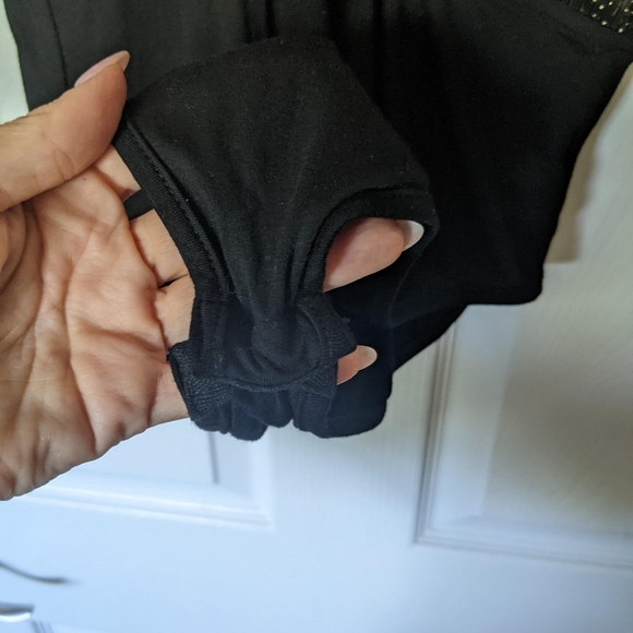 Black and Gold striped lacey bodysuit - Picture 4 of 4